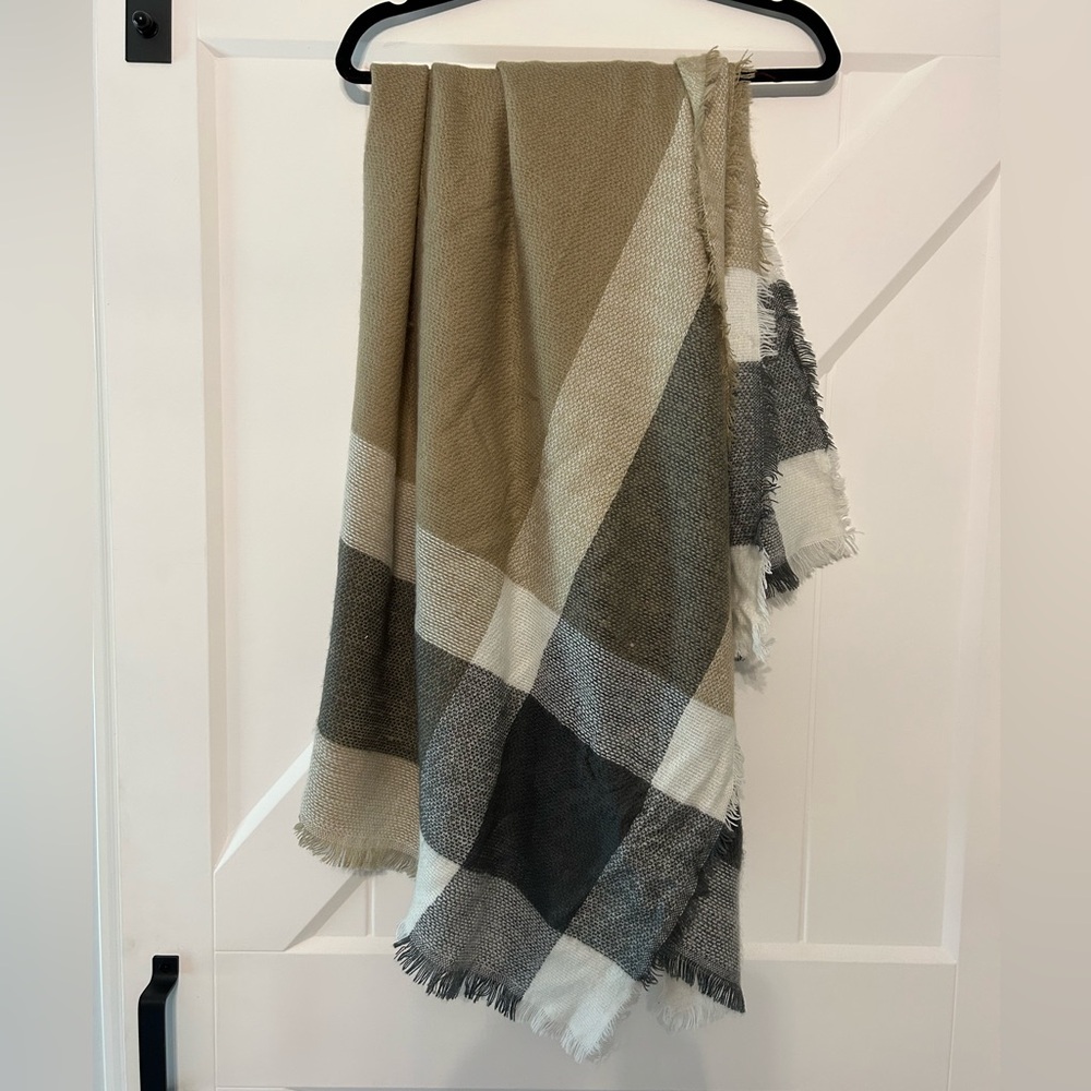Plaid Blanket Scarf in Neutral Tones